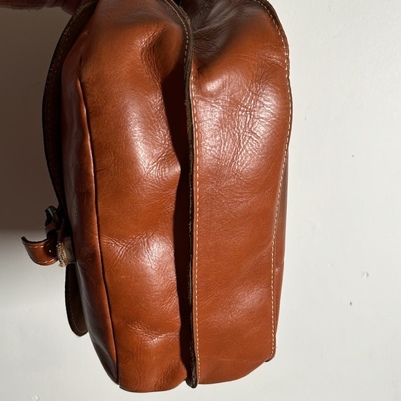 Patricia Nash London Smooth Leather Saddle Bag - Picture 13 of 16